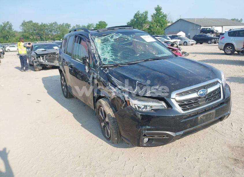 2018 Subaru Forester 2.5I LIMITED (VIN JF2SJARC4JH591138) main photo