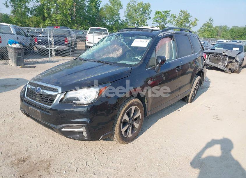 Photo 2 of 2018 Subaru Forester 2.5I LIMITED (VIN JF2SJARC4JH591138)