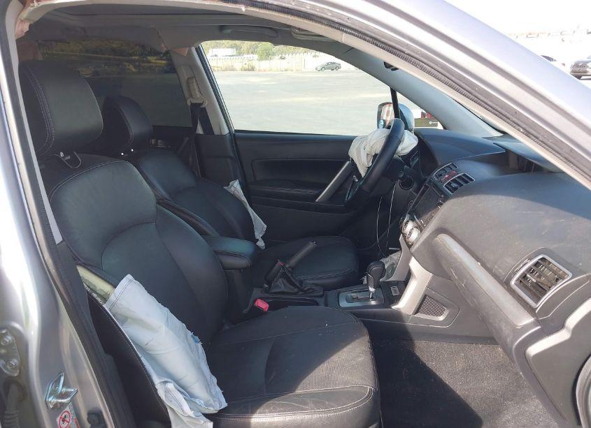 Photo 5 of 2016 Subaru Forester 2.5I LIMITED (VIN JF2SJARC5GH526369)