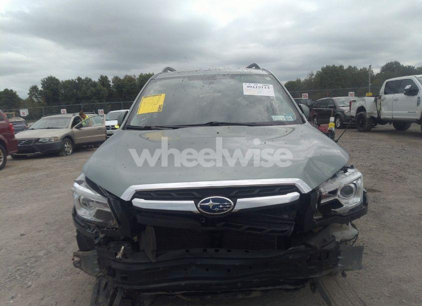 Photo 6 of 2017 Subaru Forester 2.5I LIMITED (VIN JF2SJARC5HH562645)