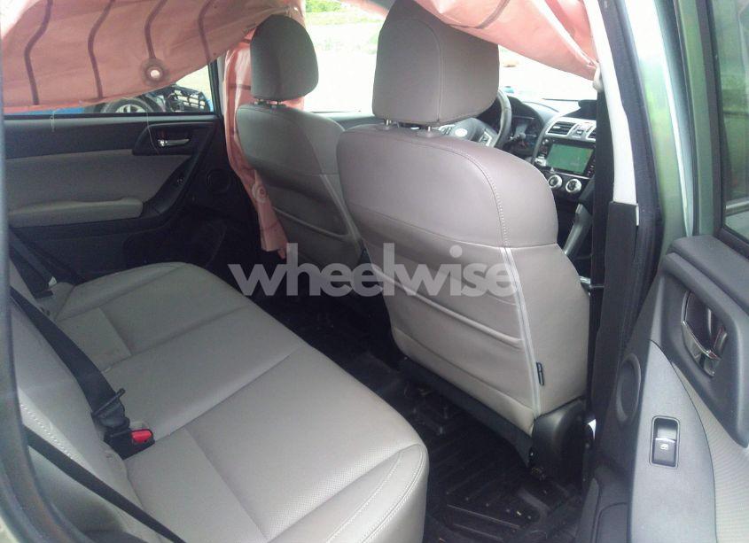 Photo 8 of 2017 Subaru Forester 2.5I LIMITED (VIN JF2SJARC5HH562645)