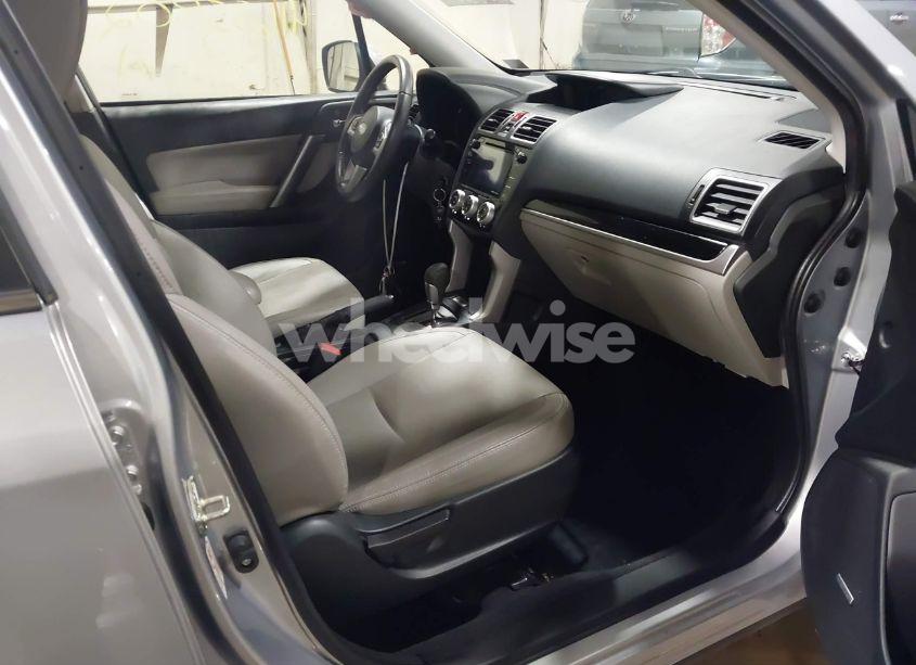 Photo 5 of 2018 Subaru Forester 2.5I LIMITED (VIN JF2SJARC5JH426425)