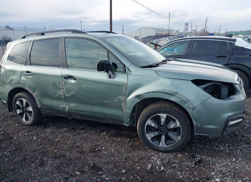 Photo 17 of 2018 Subaru Forester 2.5I LIMITED (VIN JF2SJARC5JH532860)