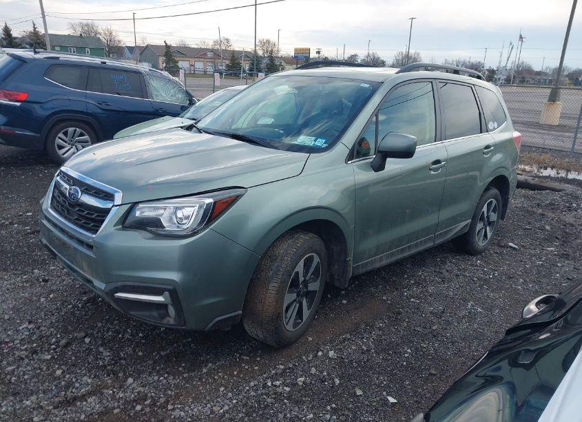 Photo 2 of 2018 Subaru Forester 2.5I LIMITED (VIN JF2SJARC5JH532860)