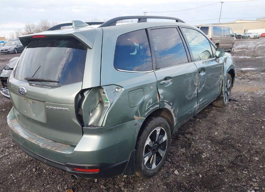 Photo 4 of 2018 Subaru Forester 2.5I LIMITED (VIN JF2SJARC5JH532860)