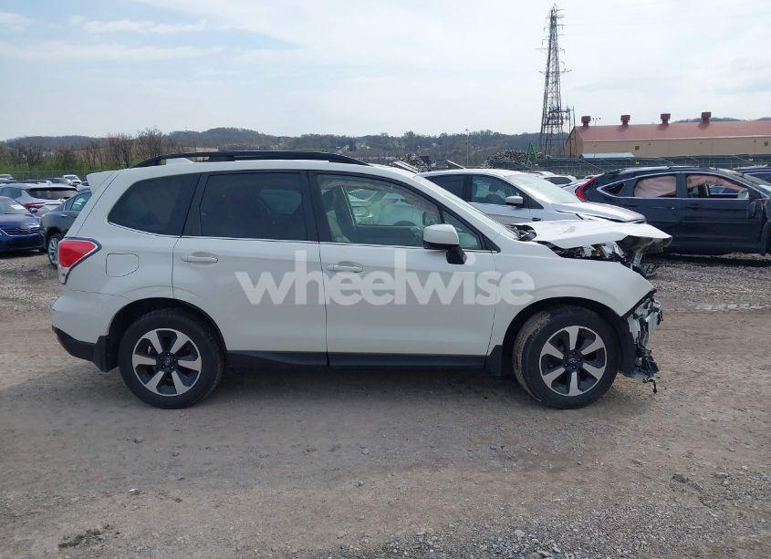 Photo 13 of 2018 Subaru Forester 2.5I LIMITED (VIN JF2SJARC7JH446725)