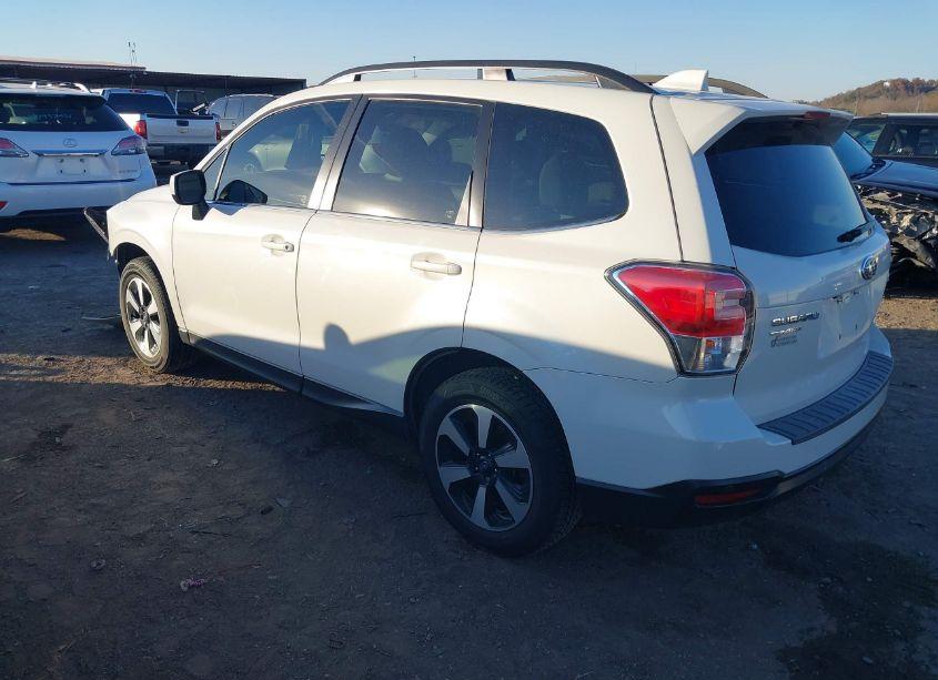 Photo 3 of 2018 Subaru Forester 2.5I LIMITED (VIN JF2SJARC8JH429965)
