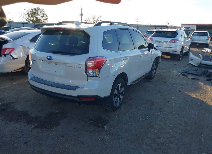 Photo 4 of 2018 Subaru Forester 2.5I LIMITED (VIN JF2SJARC8JH429965)