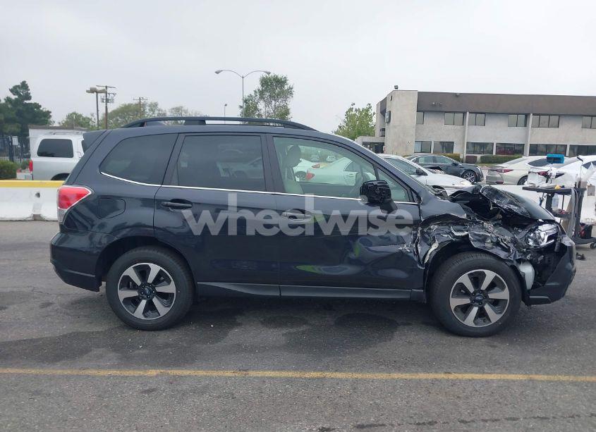 Photo 13 of 2018 Subaru Forester 2.5I LIMITED (VIN JF2SJARC9JH492489)