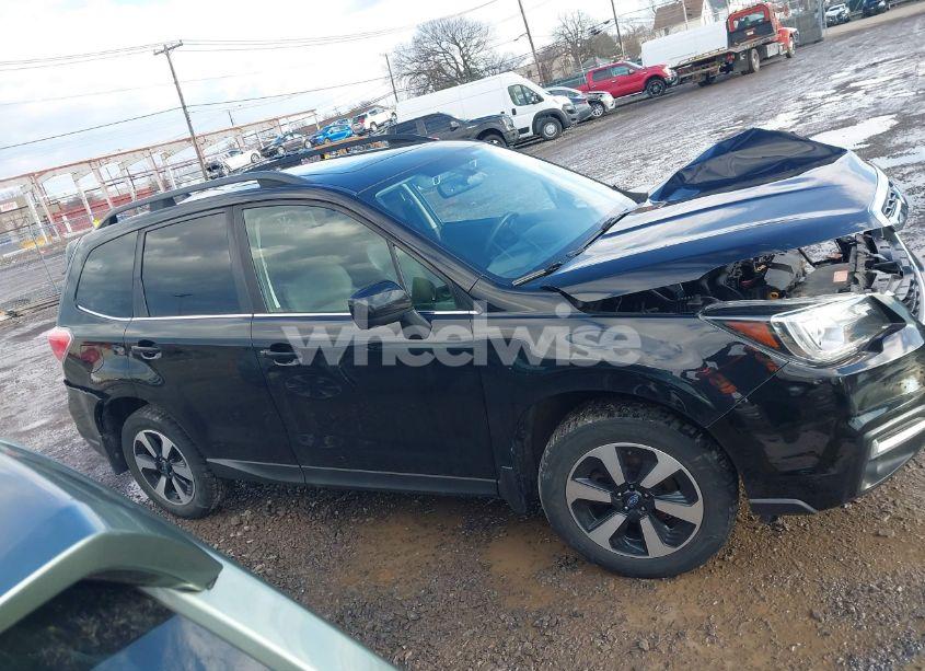 Photo 13 of 2017 Subaru Forester 2.5I LIMITED (VIN JF2SJARCXHH501274)