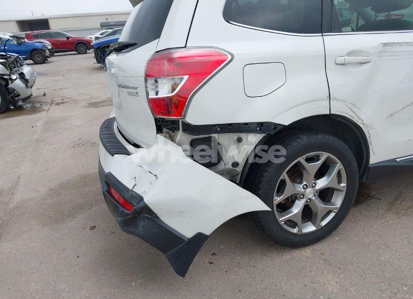 Photo 17 of 2016 Subaru Forester 2.5I TOURING (VIN JF2SJAVC2GH465083)