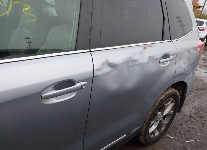 Photo 6 of 2016 Subaru Forester 2.5I TOURING (VIN JF2SJAVC5GH429940)