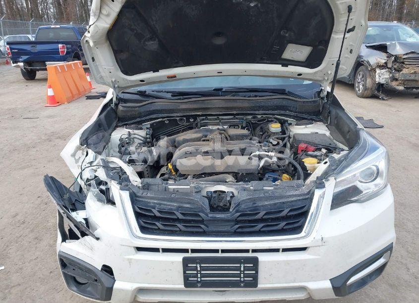 Photo 10 of 2018 Subaru Forester 2.5I TOURING (VIN JF2SJAWC0JH435392)