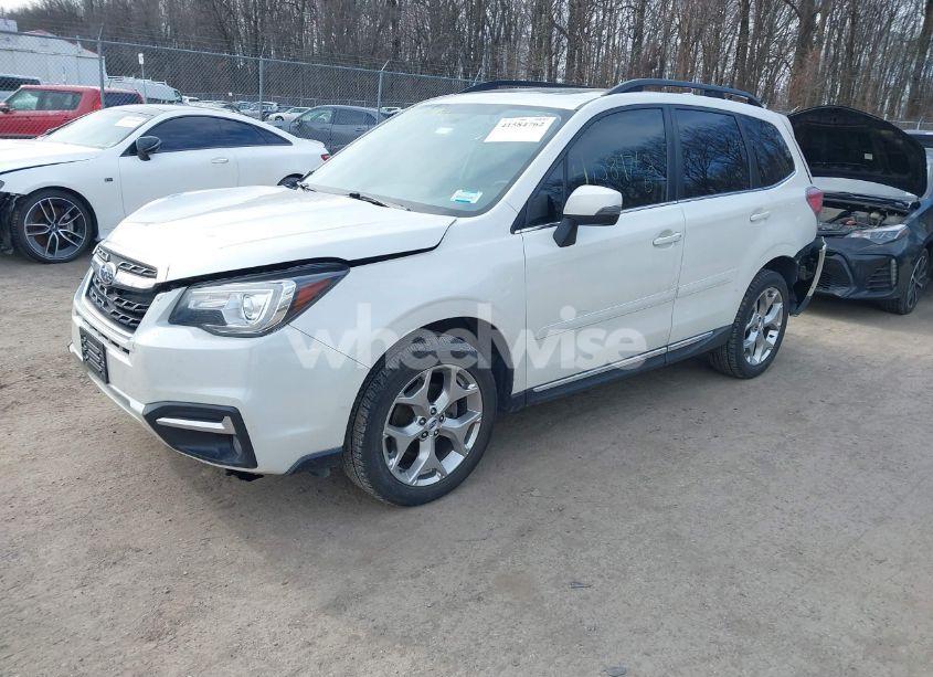 Photo 2 of 2018 Subaru Forester 2.5I TOURING (VIN JF2SJAWC0JH435392)