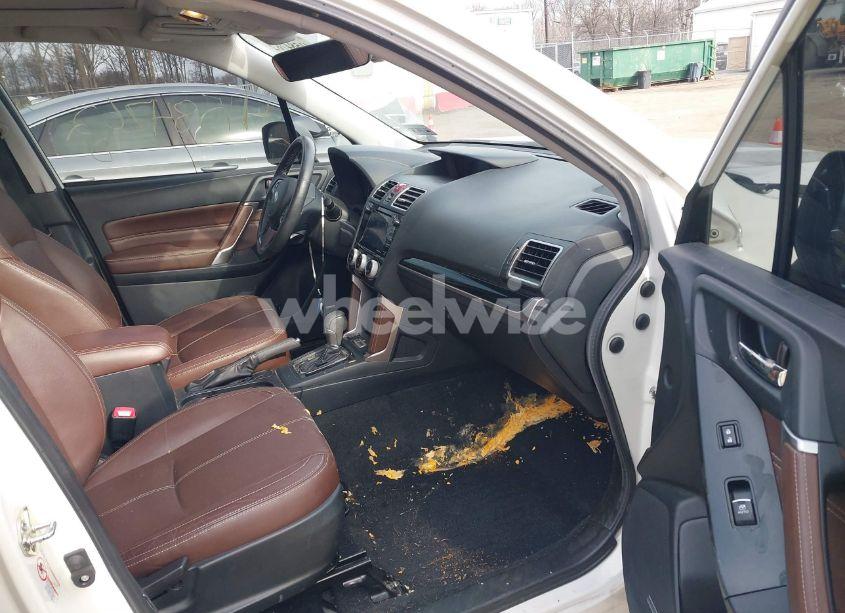 Photo 5 of 2018 Subaru Forester 2.5I TOURING (VIN JF2SJAWC0JH435392)