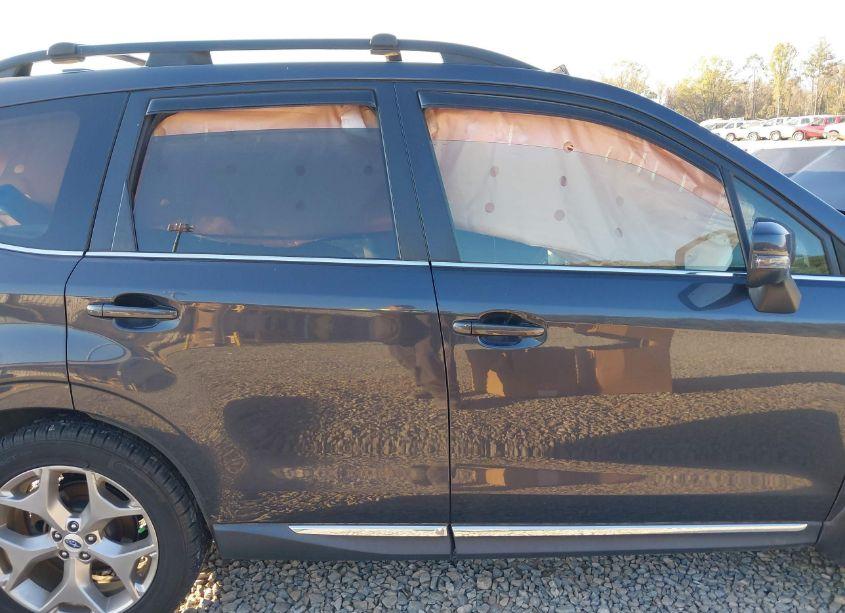 Photo 14 of 2018 Subaru Forester 2.5I TOURING (VIN JF2SJAWC0JH529692)