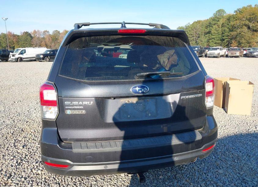 Photo 17 of 2018 Subaru Forester 2.5I TOURING (VIN JF2SJAWC0JH529692)