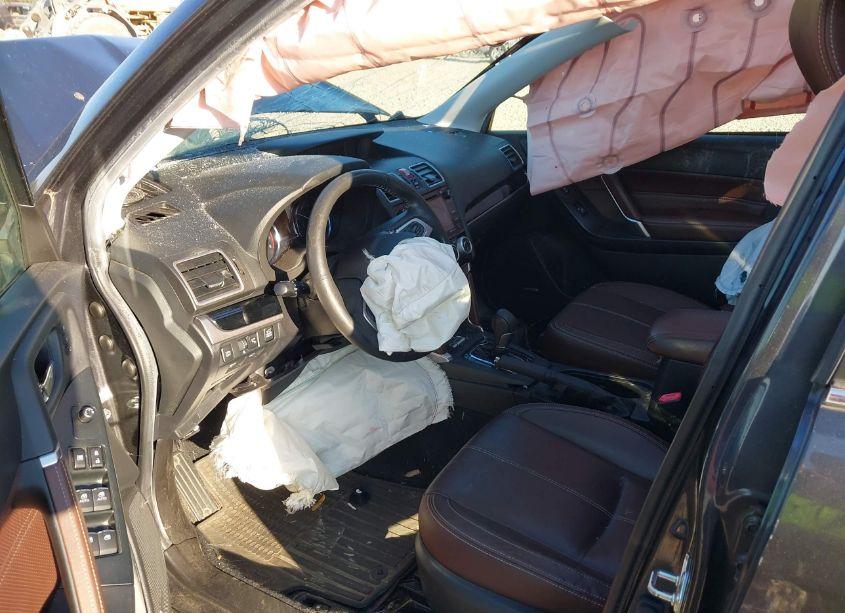 Photo 5 of 2018 Subaru Forester 2.5I TOURING (VIN JF2SJAWC0JH529692)