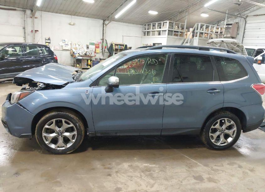 Photo 14 of 2018 Subaru Forester 2.5I TOURING (VIN JF2SJAWC0JH532561)