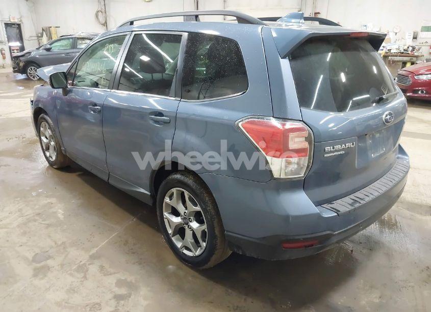Photo 3 of 2018 Subaru Forester 2.5I TOURING (VIN JF2SJAWC0JH532561)