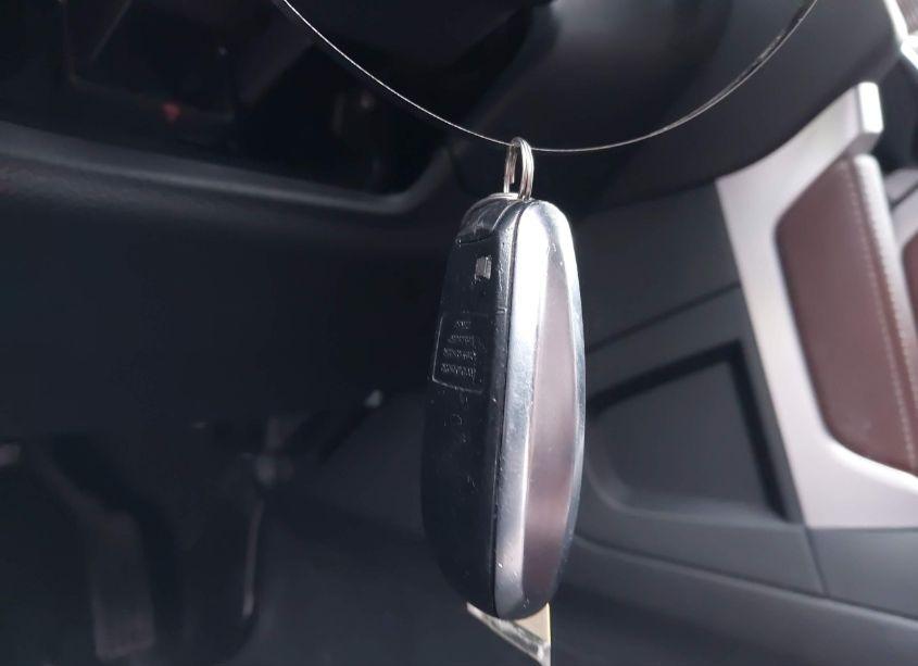 Photo 11 of 2018 Subaru Forester 2.5I TOURING (VIN JF2SJAWC1JH602925)