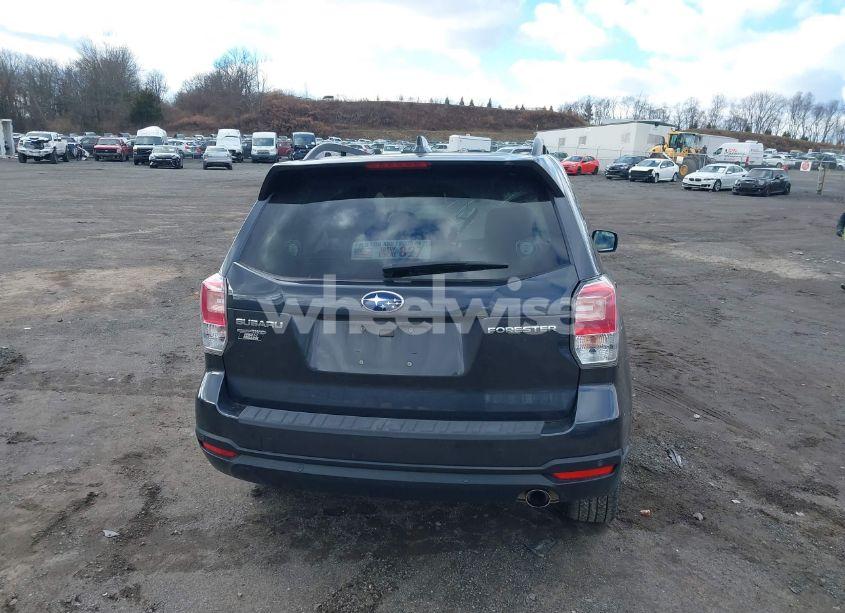 Photo 16 of 2018 Subaru Forester 2.5I TOURING (VIN JF2SJAWC3JH614414)