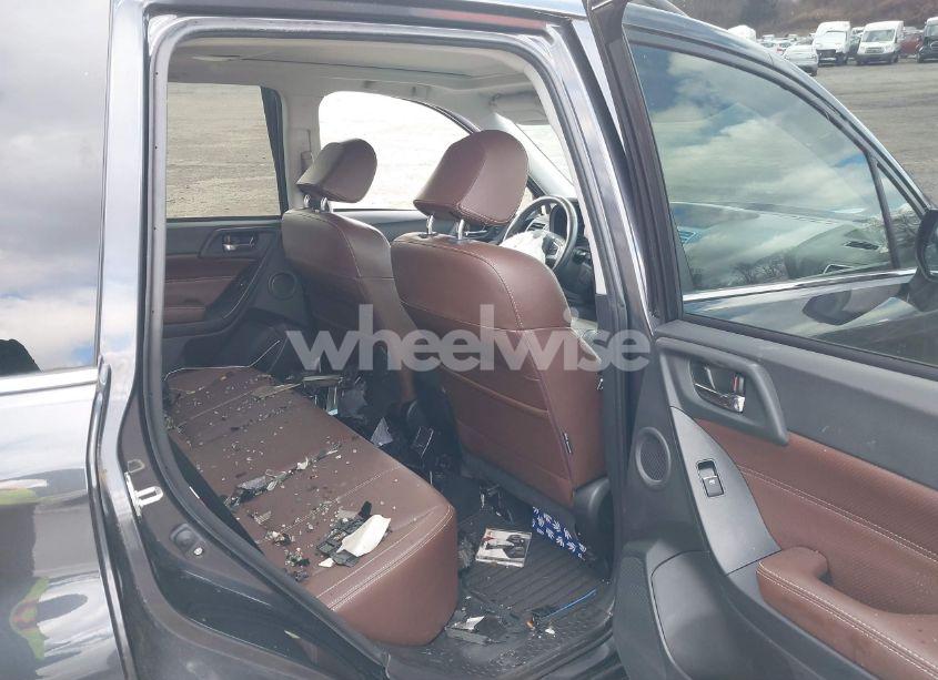 Photo 8 of 2018 Subaru Forester 2.5I TOURING (VIN JF2SJAWC3JH614414)