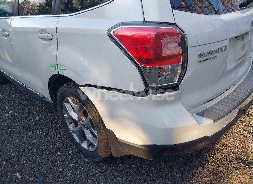 Photo 6 of 2018 Subaru Forester 2.5I TOURING (VIN JF2SJAWC4JH440546)