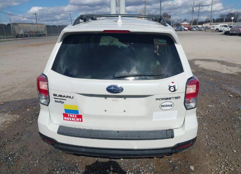 Photo 16 of 2018 Subaru Forester 2.5I TOURING (VIN JF2SJAWC5JH492980)