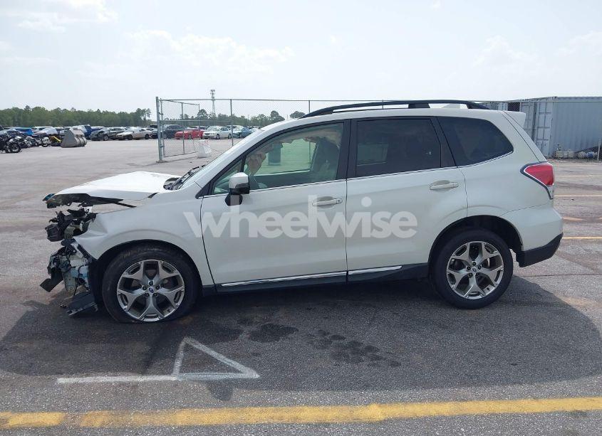 Photo 14 of 2018 Subaru Forester 2.5I TOURING (VIN JF2SJAWC5JH518560)