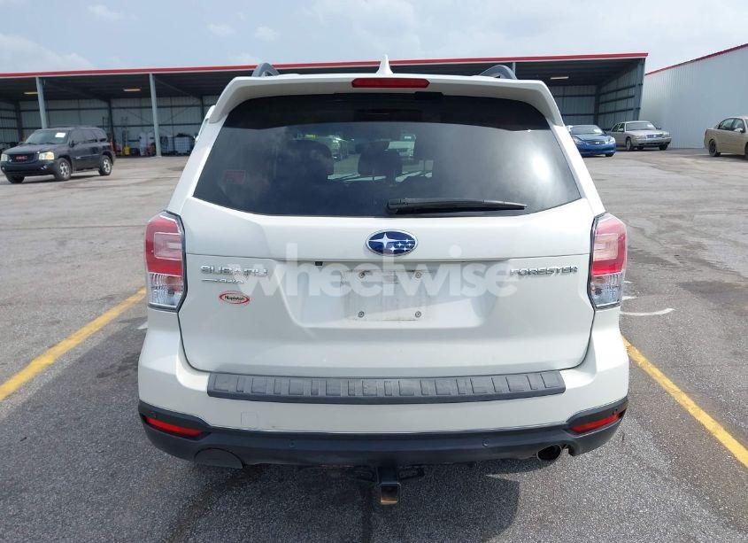 Photo 16 of 2018 Subaru Forester 2.5I TOURING (VIN JF2SJAWC5JH518560)