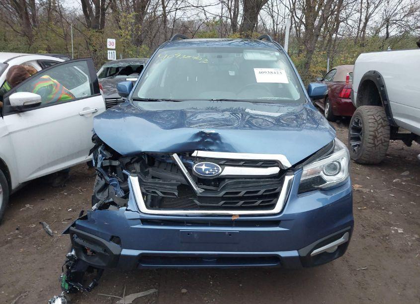 Photo 12 of 2018 Subaru Forester 2.5I TOURING (VIN JF2SJAWC6JH581389)