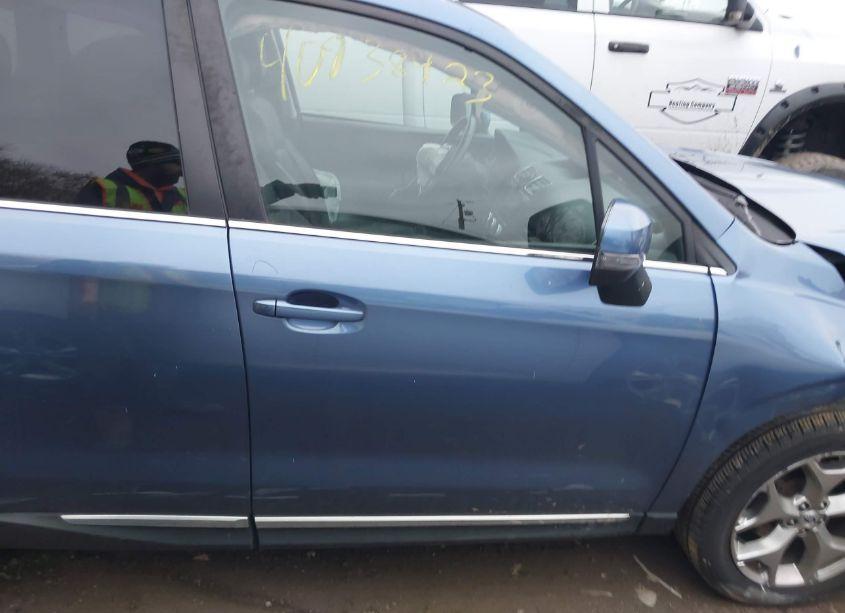 Photo 13 of 2018 Subaru Forester 2.5I TOURING (VIN JF2SJAWC6JH581389)