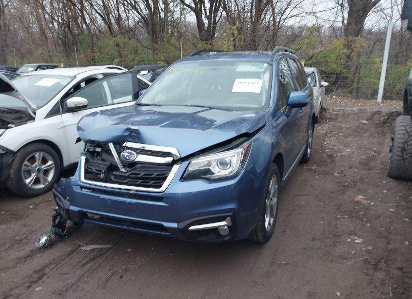 Photo 2 of 2018 Subaru Forester 2.5I TOURING (VIN JF2SJAWC6JH581389)