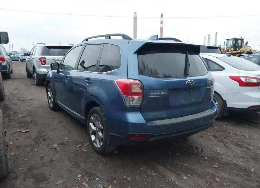 Photo 3 of 2018 Subaru Forester 2.5I TOURING (VIN JF2SJAWC6JH581389)