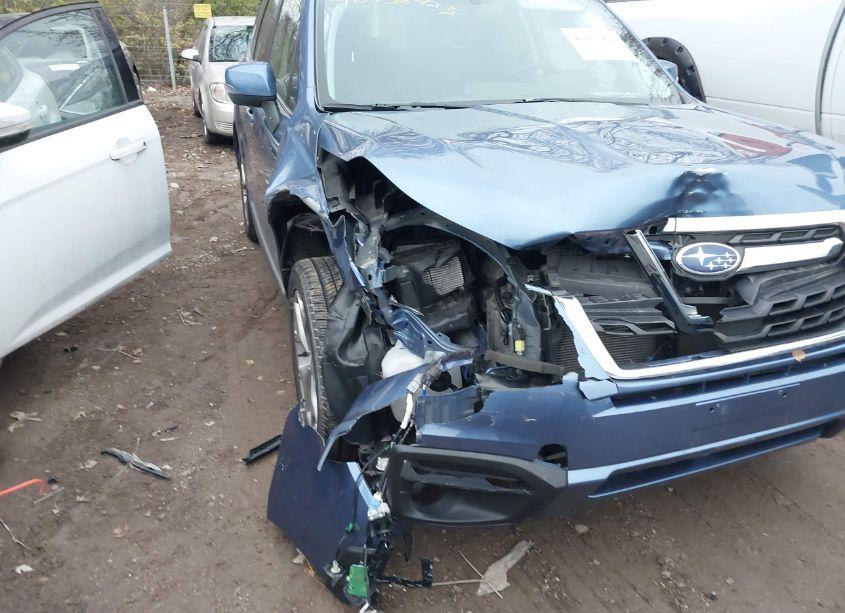 Photo 6 of 2018 Subaru Forester 2.5I TOURING (VIN JF2SJAWC6JH581389)