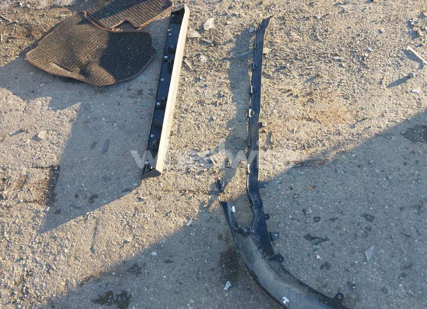 Photo 11 of 2018 Subaru Forester 2.5I TOURING (VIN JF2SJAWC7JH511903)