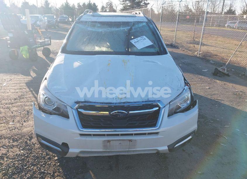 Photo 6 of 2018 Subaru Forester 2.5I TOURING (VIN JF2SJAWC7JH511903)