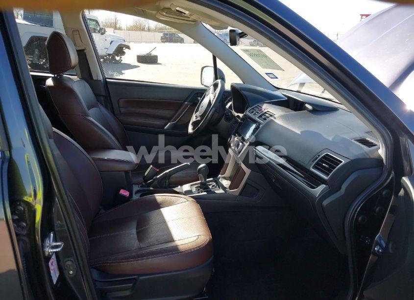 Photo 5 of 2018 Subaru Forester 2.5I TOURING (VIN JF2SJAWC8JH464378)