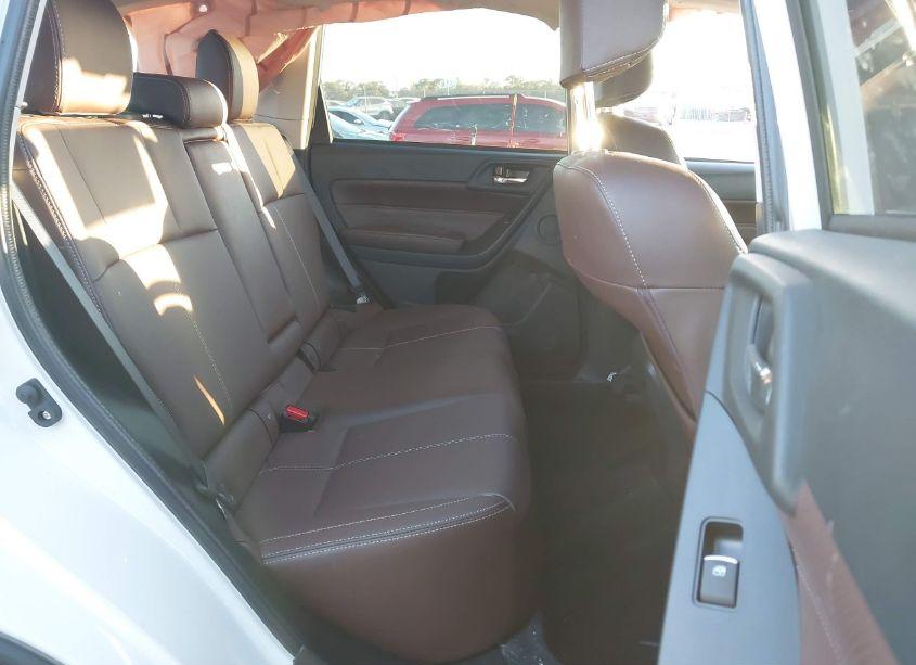 Photo 8 of 2018 Subaru Forester (VIN JF2SJAWC9JH607497)