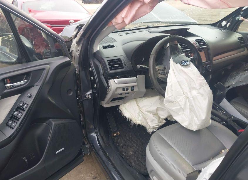Photo 5 of 2015 Subaru Forester 2.5I TOURING (VIN JF2SJAWCXFH836794)