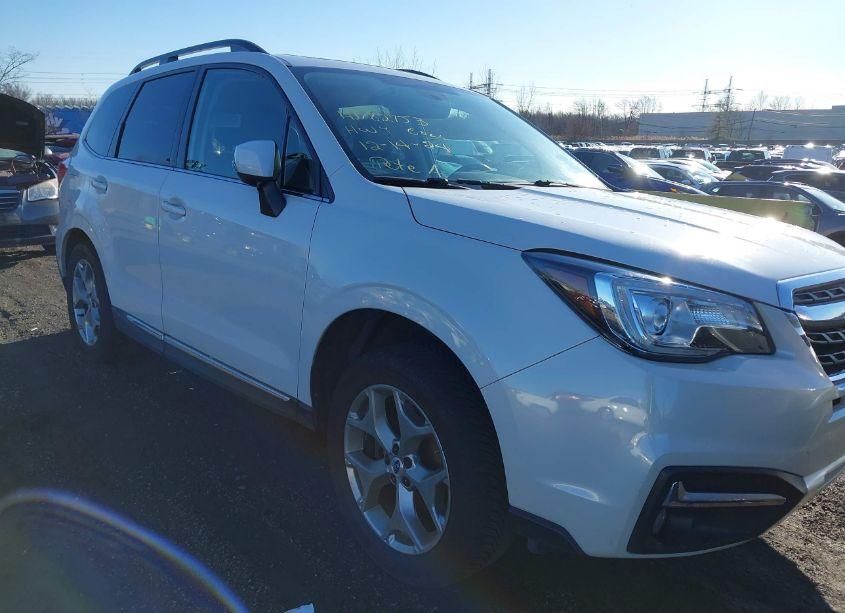 2017 Subaru Forester 2.5I TOURING (VIN JF2SJAWCXHH445244) main photo