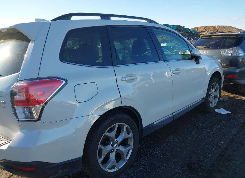 Photo 4 of 2017 Subaru Forester 2.5I TOURING (VIN JF2SJAWCXHH445244)