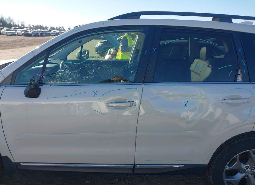 Photo 6 of 2016 Subaru Forester 2.5I TOURING (VIN JF2SJAXC0GH420107)