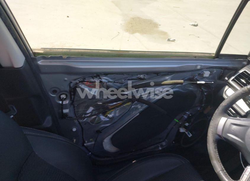 Photo 18 of 2016 Subaru Forester 2.0XT PREMIUM (VIN JF2SJGDC8GH475881)