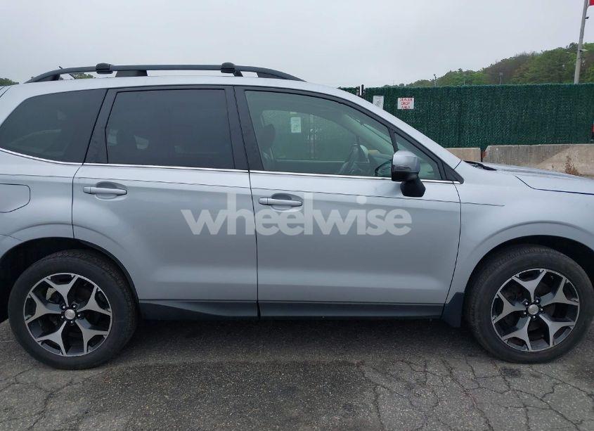 Photo 13 of 2014 Subaru Forester 2.0XT TOURING (VIN JF2SJGMC1EH552474)