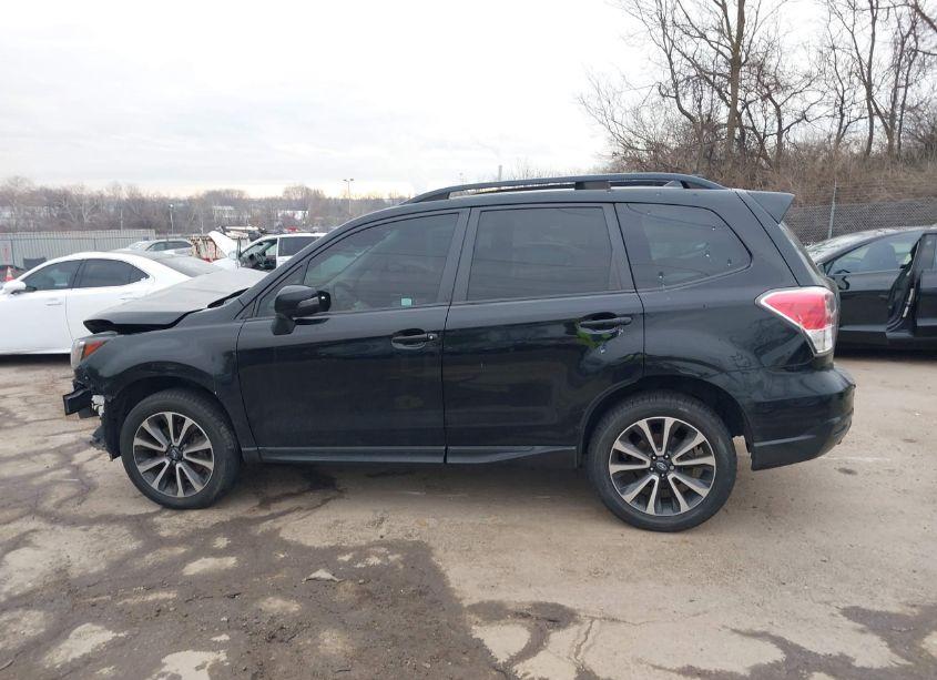 Photo 15 of 2017 Subaru Forester 2.0XT TOURING (VIN JF2SJGTC1HH563027)