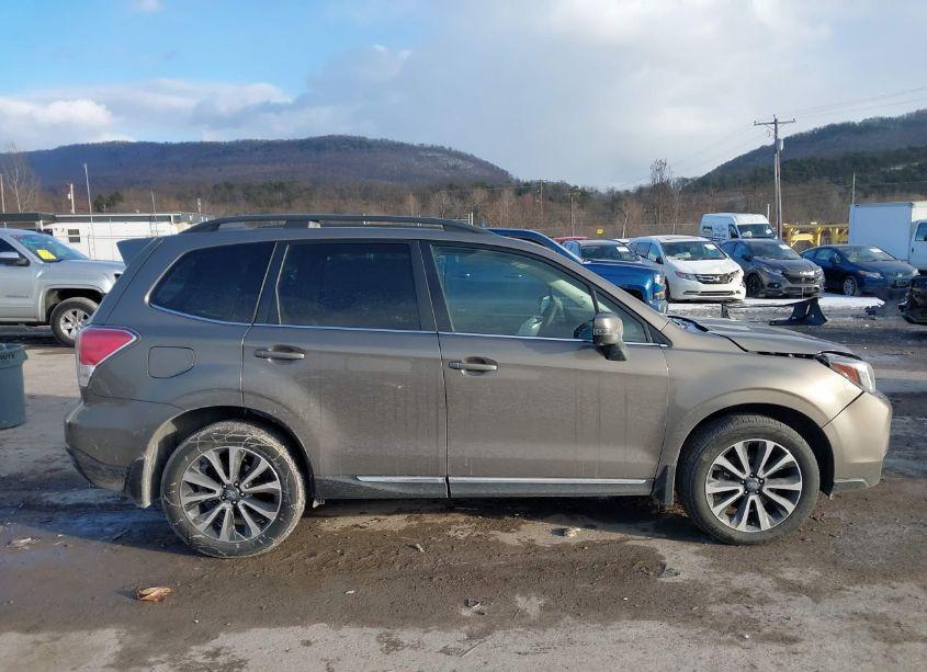 Photo 13 of 2017 Subaru Forester 2.0XT TOURING (VIN JF2SJGTCXHH415054)