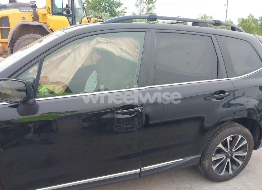 Photo 14 of 2018 Subaru Forester 2.0XT TOURING (VIN JF2SJGWC1JH499637)