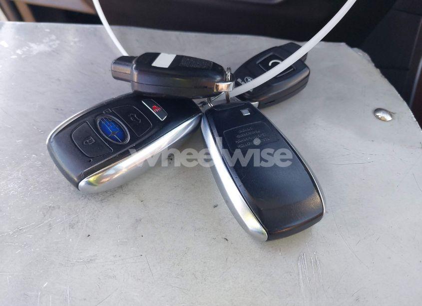 Photo 11 of 2017 Subaru Forester 2.0XT TOURING (VIN JF2SJGWC2HH564697)